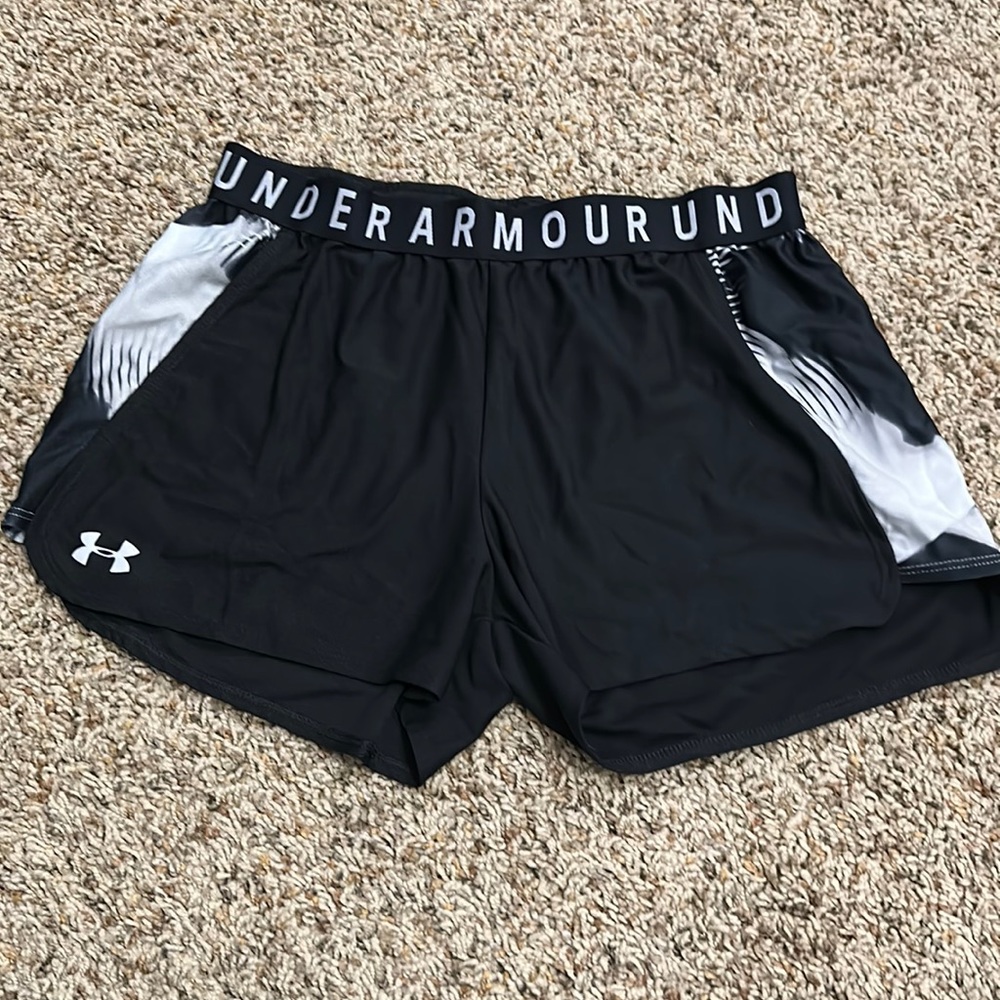 Under Armour black Play Up shorts, size women’s large.